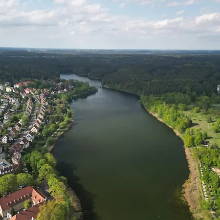 By The Lakes オルシュティン